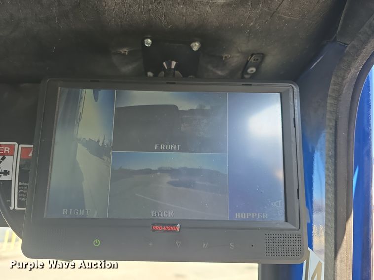 image for item NI9489 2014 Mack LE600 refuse truck