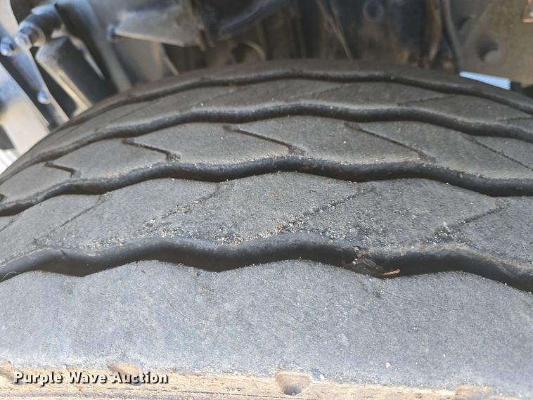 image for item NI9489 2014 Mack LE600 refuse truck