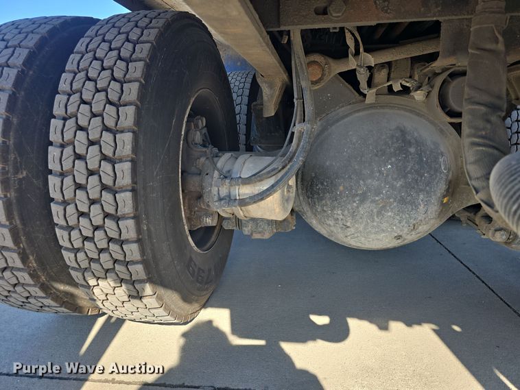 image for item NI9489 2014 Mack LE600 refuse truck