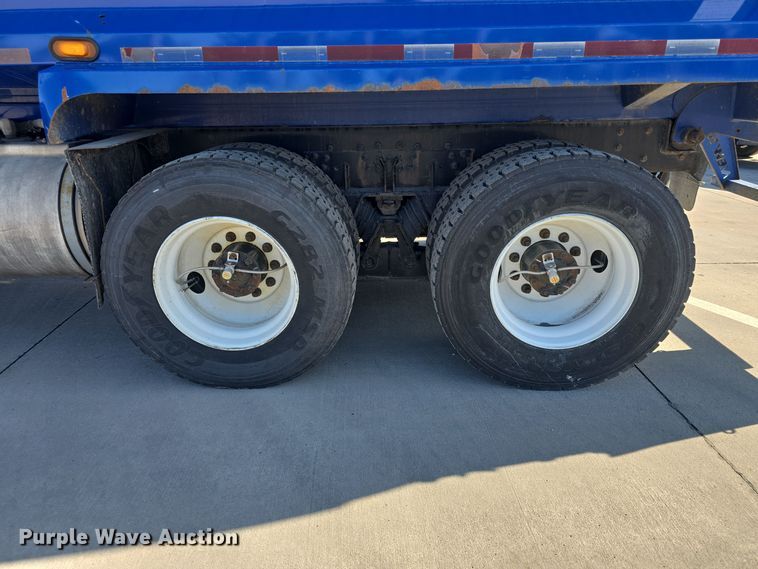 image for item NI9489 2014 Mack LE600 refuse truck