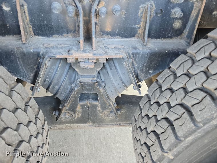 image for item NI9489 2014 Mack LE600 refuse truck