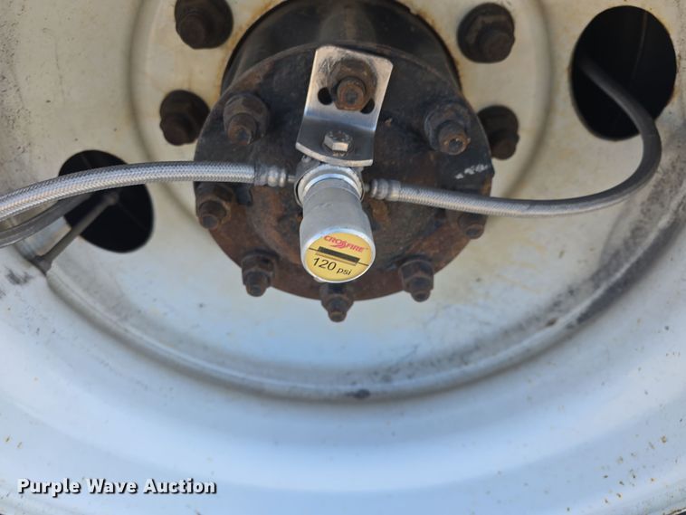 image for item NI9489 2014 Mack LE600 refuse truck