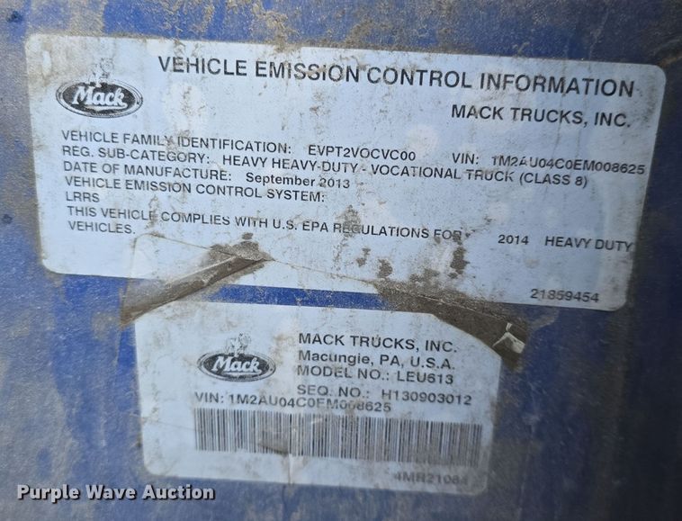image for item NI9489 2014 Mack LE600 refuse truck
