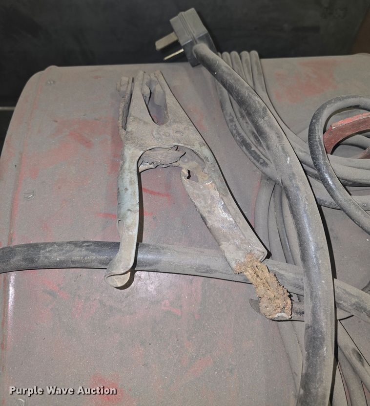 image for item NI9513 Lincoln Idealarc 250-25C welder