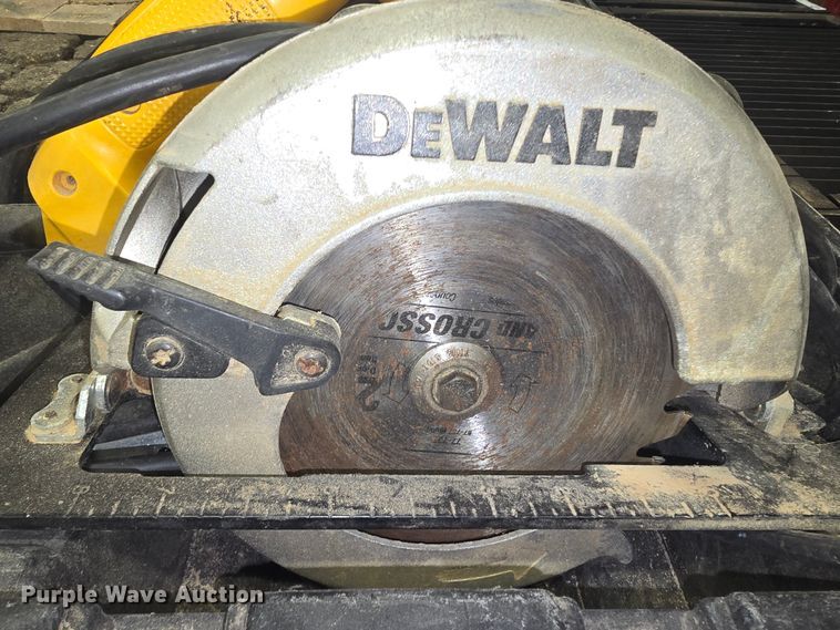image for item NI9516 DeWalt DW359K circular saw