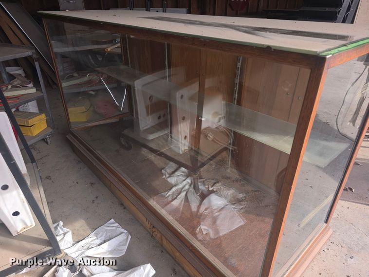 image for item NI9519 Display cabinet