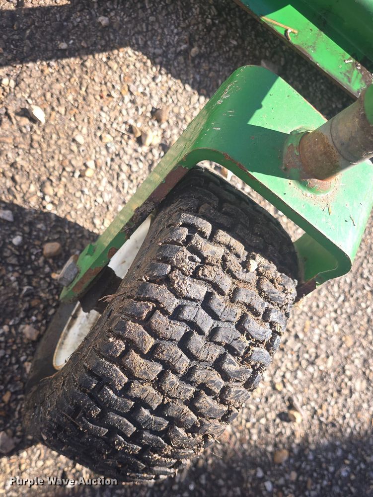 image for item NI9520 Buhler Farm King finish mower