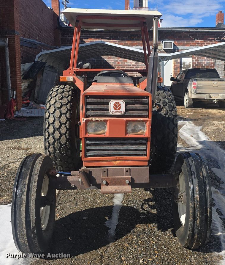 image for item NI9521 Hesston 45-66 tractor