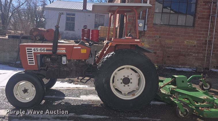 image for item NI9521 Hesston 45-66 tractor