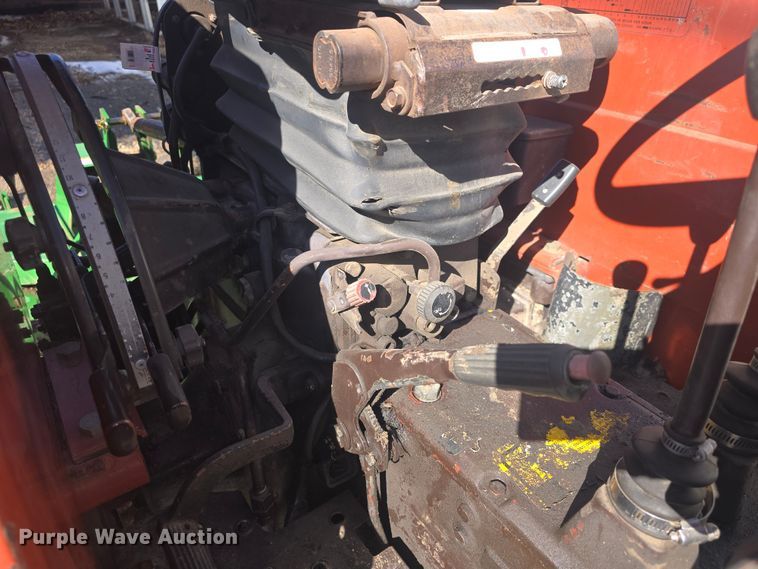 image for item NI9521 Hesston 45-66 tractor