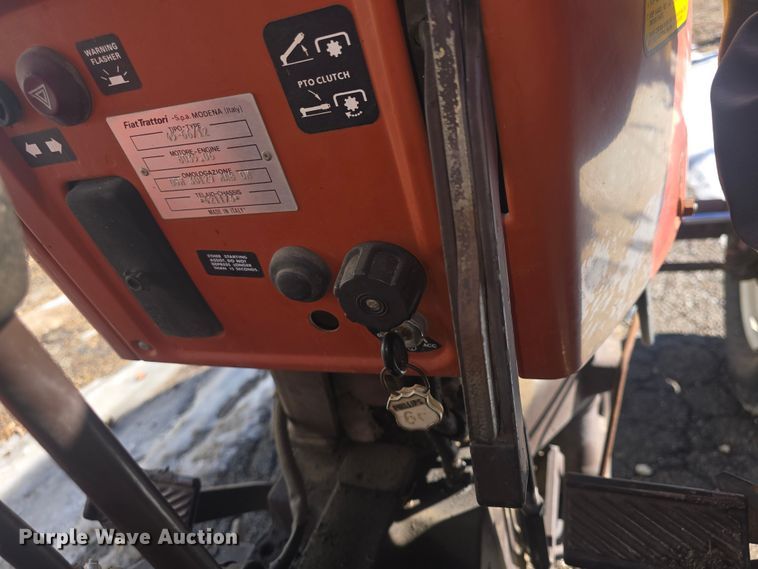 image for item NI9521 Hesston 45-66 tractor