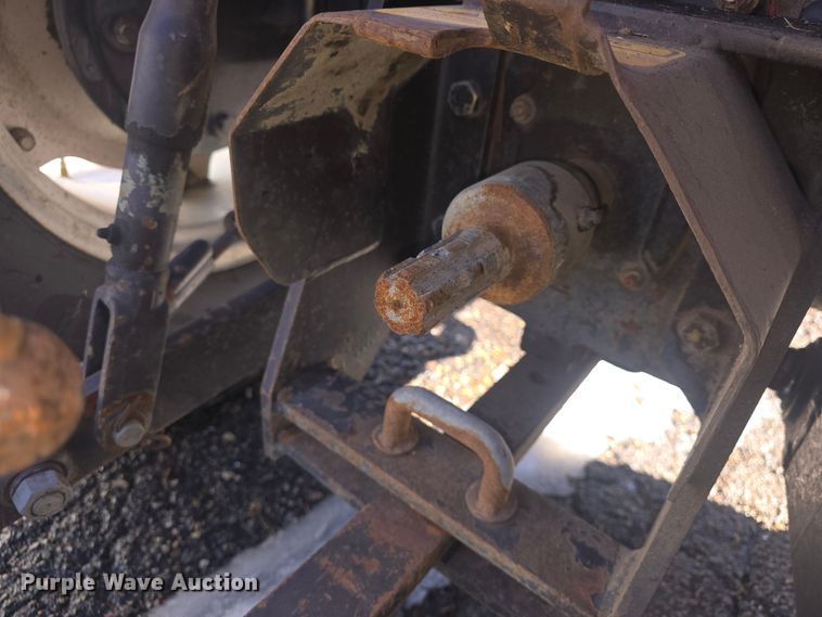 image for item NI9521 Hesston 45-66 tractor