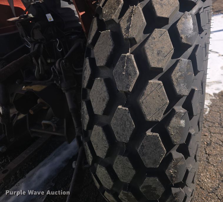 image for item NI9521 Hesston 45-66 tractor