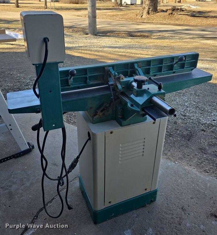 image for item NI9528 2019 Grizzly G0452Z jointer