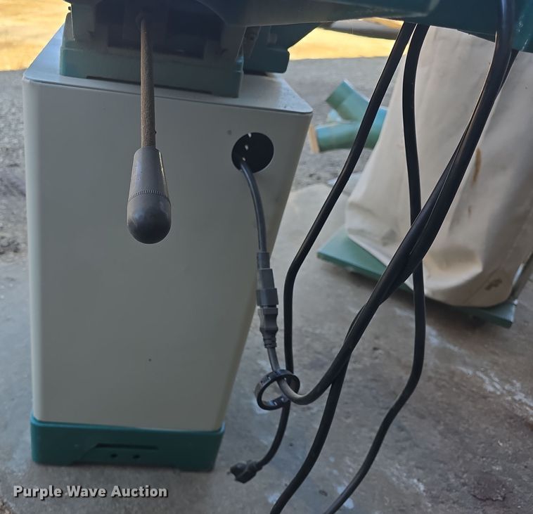 image for item NI9528 2019 Grizzly G0452Z jointer