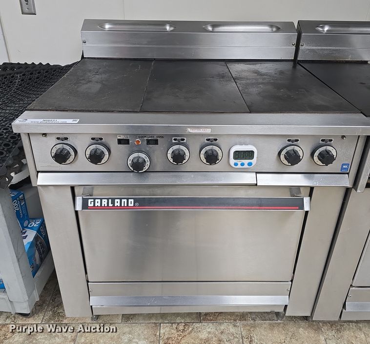 image for item NI9531 Garland  oven