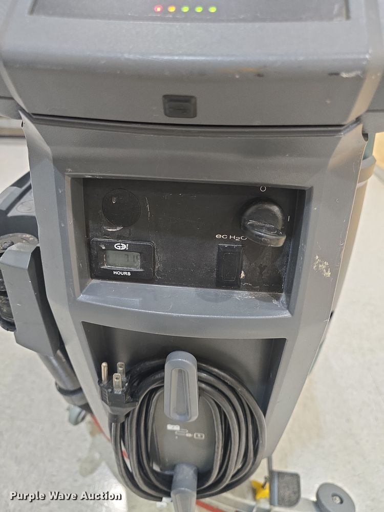 image for item NI9532 Nobles Speed Scrub 300 floor scrubber