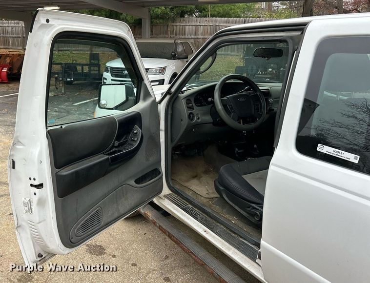 image for item NJ9591 2011 Ford Ranger XLT SuperCab pickup truck