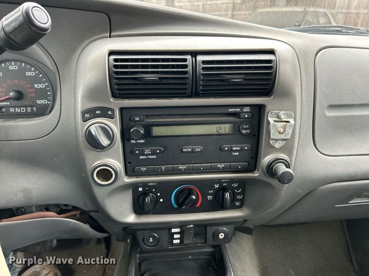 image for item NJ9591 2011 Ford Ranger XLT SuperCab pickup truck