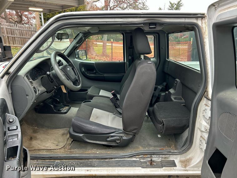 image for item NJ9591 2011 Ford Ranger XLT SuperCab pickup truck