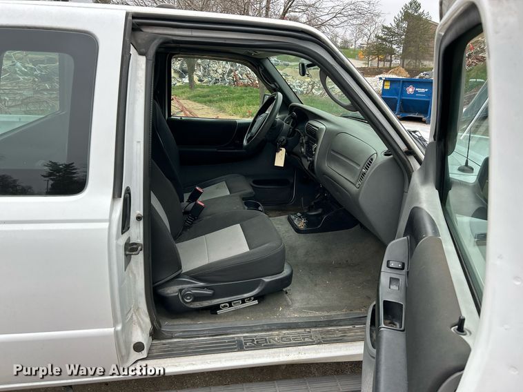 image for item NJ9591 2011 Ford Ranger XLT SuperCab pickup truck