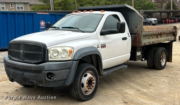 image for item NJ9592 2009 Dodge Ram 5500 Heavy Duty dump truck