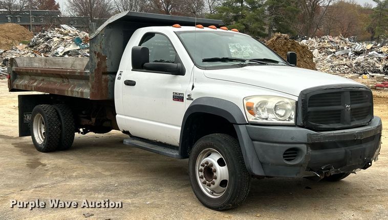 image for item NJ9592 2009 Dodge Ram 5500 Heavy Duty dump truck
