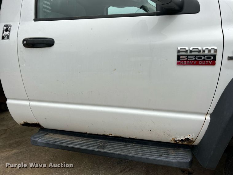 image for item NJ9592 2009 Dodge Ram 5500 Heavy Duty dump truck