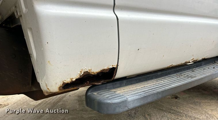 image for item NJ9592 2009 Dodge Ram 5500 Heavy Duty dump truck