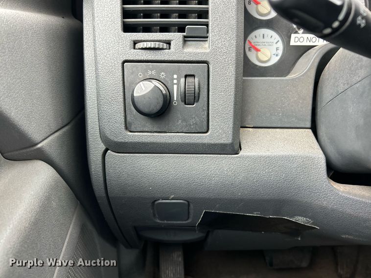 image for item NJ9592 2009 Dodge Ram 5500 Heavy Duty dump truck