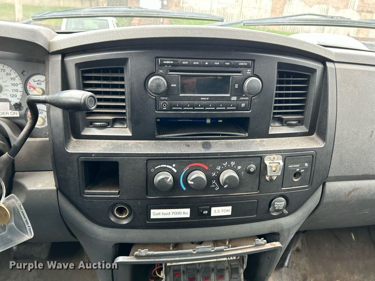 image for item NJ9592 2009 Dodge Ram 5500 Heavy Duty dump truck