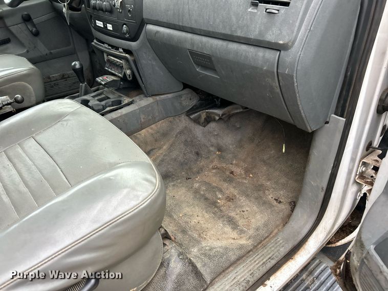 image for item NJ9592 2009 Dodge Ram 5500 Heavy Duty dump truck