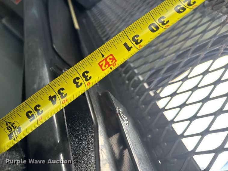 image for item NN9574 2001 Chevrolet Express 3500 shuttle bus