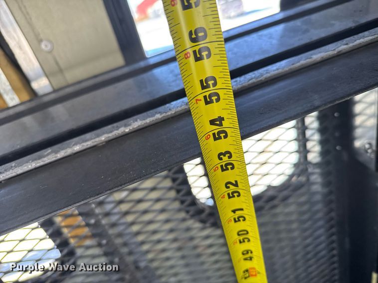 image for item NN9574 2001 Chevrolet Express 3500 shuttle bus