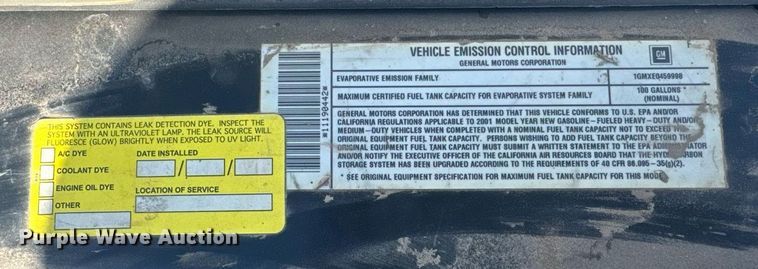 image for item NN9574 2001 Chevrolet Express 3500 shuttle bus