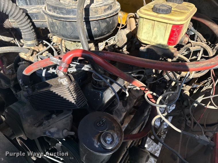 image for item NN9575 1981 Ford F600 bucket truck