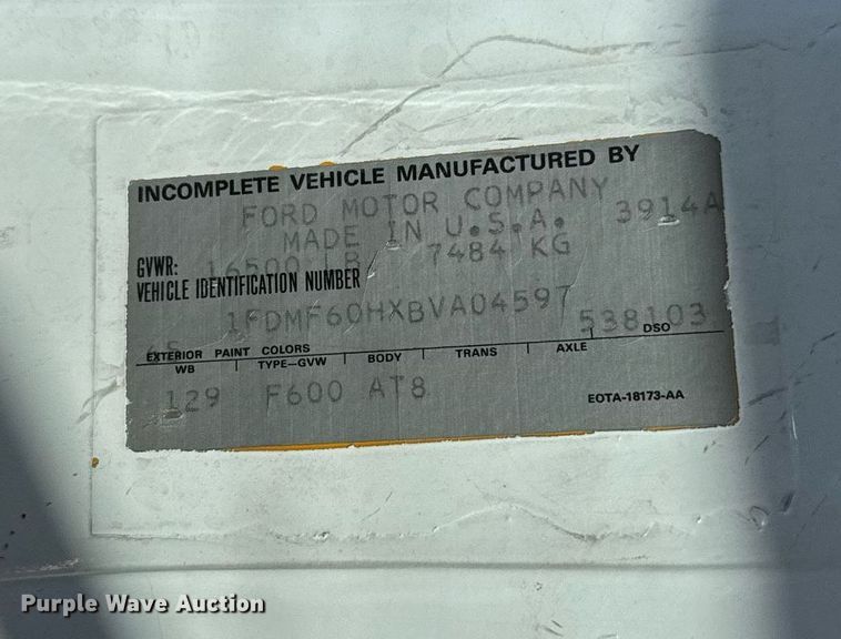 image for item NN9575 1981 Ford F600 bucket truck