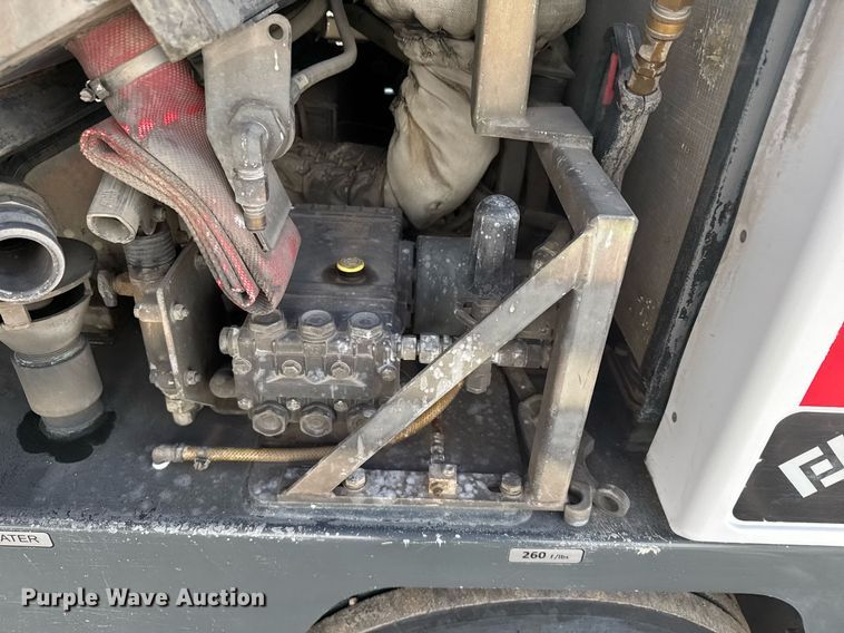 image for item NN9593 2017 Ravo 5-Series 540 street sweeper