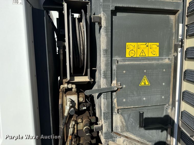 image for item NN9593 2017 Ravo 5-Series 540 street sweeper