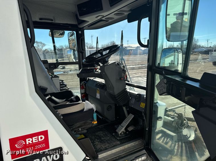 image for item NN9593 2017 Ravo 5-Series 540 street sweeper