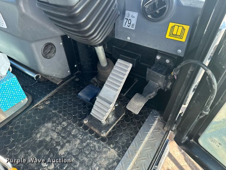 image for item NN9593 2017 Ravo 5-Series 540 street sweeper