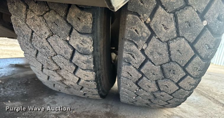 image for item NN9593 2017 Ravo 5-Series 540 street sweeper