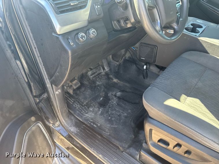 image for item NN9595 2017 Chevrolet Tahoe Police SUV