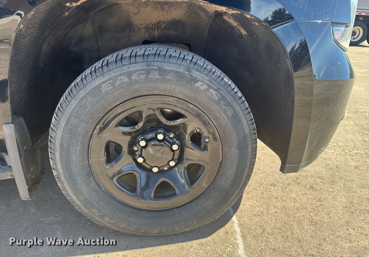 image for item NN9595 2017 Chevrolet Tahoe Police SUV