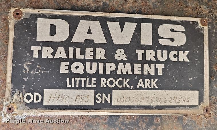 image for item OJ9012 2002 Chevrolet  C7500 dump flatbed truck