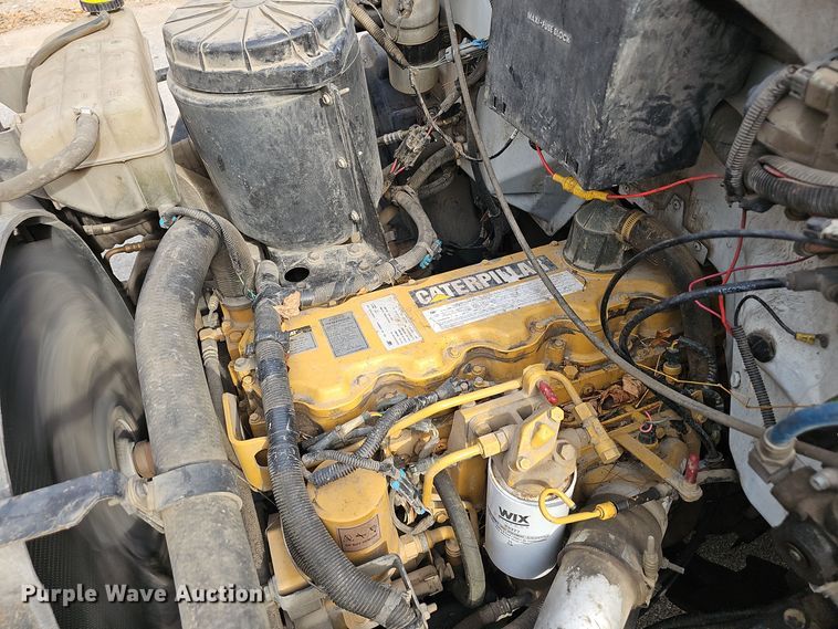 image for item OJ9012 2002 Chevrolet  C7500 dump flatbed truck