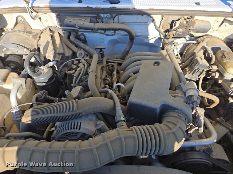 image for item YA0316 2004 Ford Ranger SuperCab pickup truck