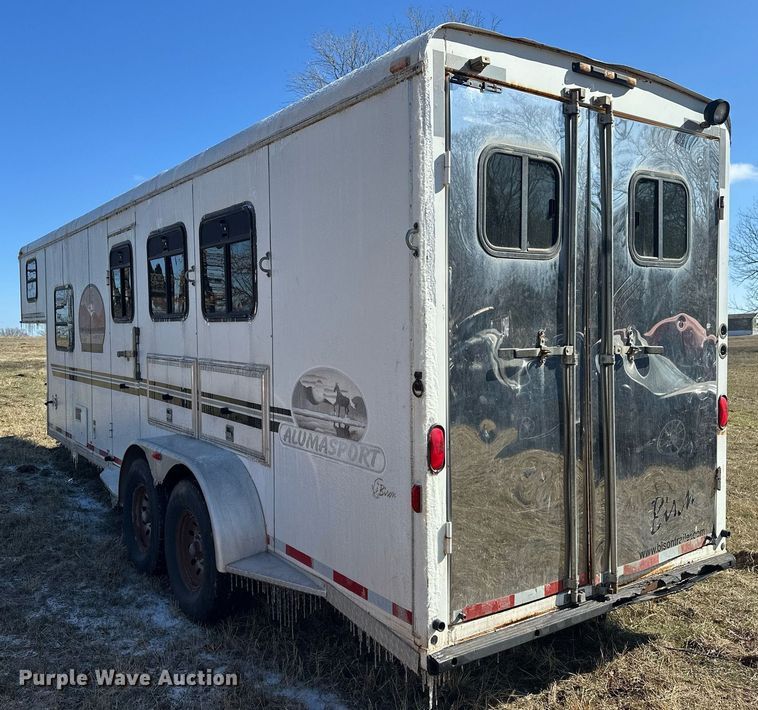 image for item DG4465 2003 Bison Alumasport horse trailer