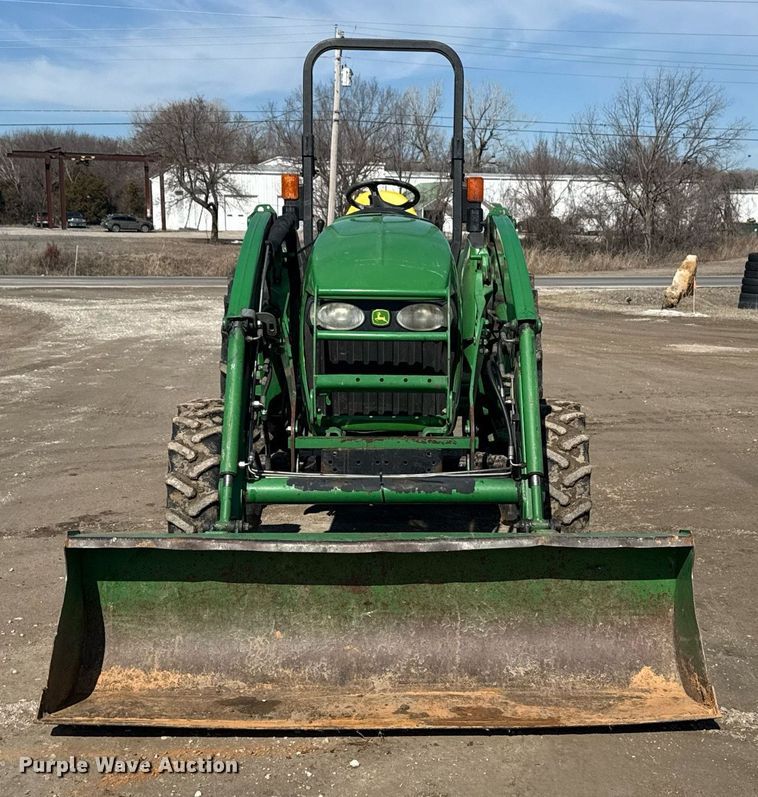image for item DM5581 2004 John Deere 4720 MFWD tractor