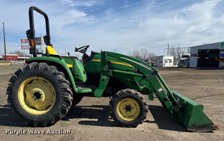 image for item DM5581 2004 John Deere 4720 MFWD tractor